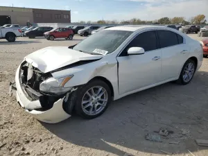 Nissan Maxima S 3.5L 6 2014
