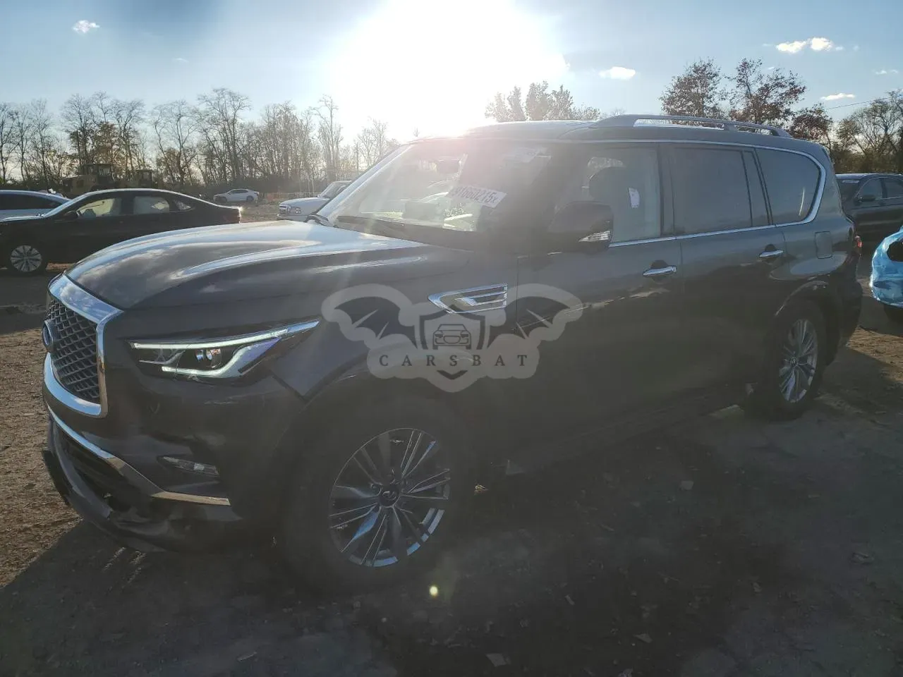 Infiniti QX80 LUXE 5.6L 8 2024