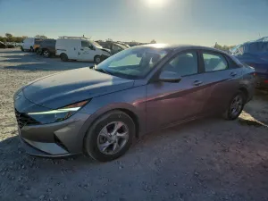 Hyundai Elantra SE 2.0L 4 2023