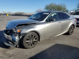 Lexus IS 250 2.5L 6 2015