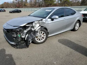 Toyota Camry XSE 2.5L 4 2025
