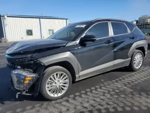 Hyundai Kona SEL 2.0L 4 2025