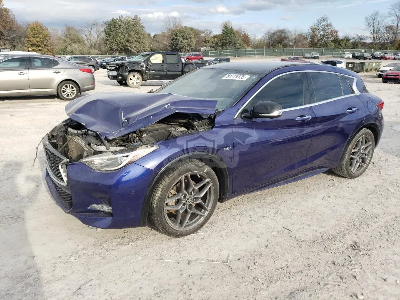 Infiniti QX30 BASE 2.0L 4 2017