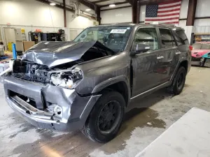 Toyota 4Runner SR5 4.0L 6 2011