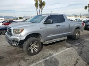 Toyota Tundra DOUBLE CAB SR5 5.7L 8 2010