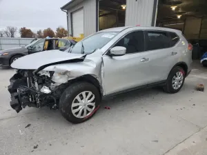 Nissan Rogue S 2.5L 4 2015
