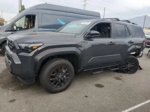 Toyota 4Runner SR5 2.4L 4 2025