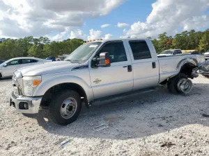 Ford F-350 SUPER DUTY 6.7L 8 2015