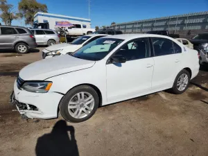 Volkswagen Jetta BASE 2 L 4 2015
