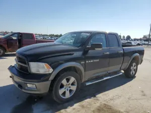 Dodge RAM SLT 5.7L 8 2012