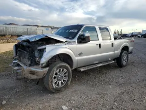 Ford F-350 SUPER DUTY 6.7L 8 2015