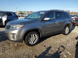 Kia Sorento LX 2.4L 4 2014