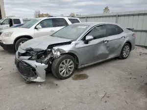 Toyota Camry L 2.5L 4 2019