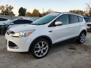 Ford Escape TITANIUM 2.0L 4 2013