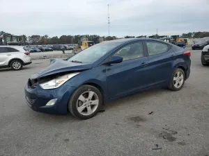 Hyundai Elantra 1.8L 4 2013