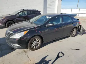 Hyundai Sonata GLS 2.4L 4 2013