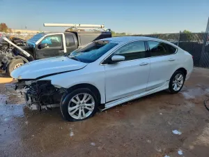Chrysler 200 LIMITED 2.4L 4 2015
