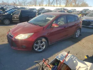 Ford Focus SE 2.0L 4 2014