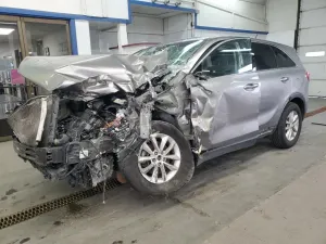 Kia Sorento LX 2.4L 4 2017