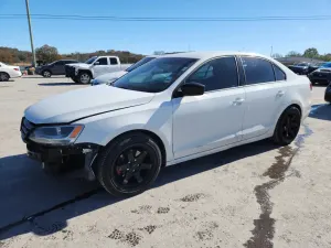 Volkswagen Jetta SE 1.4L 4 2016