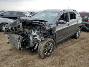 Jeep Cherokee LATITUDE PLUS 2.4L 4 2019