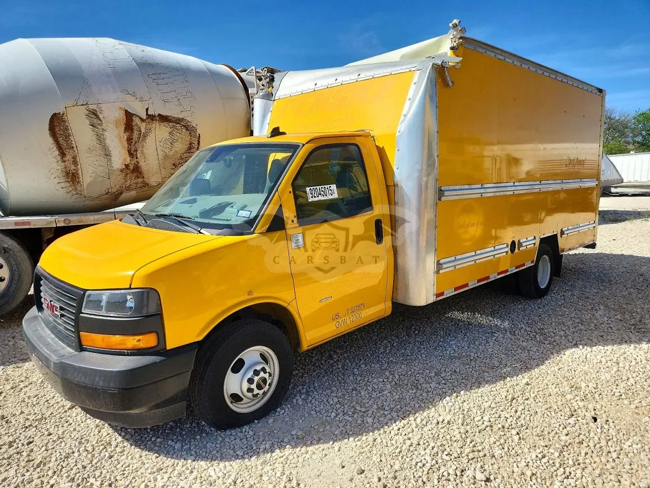 GMC Savana 6.6L 8 2022