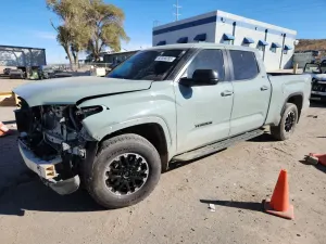 Toyota Tundra CREWMAX SR5 3.4L 6 2024