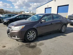 Chevrolet Malibu 2LT 2.5L 4 2015