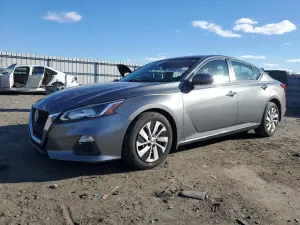 Nissan Altima S 2.5L 4 2020