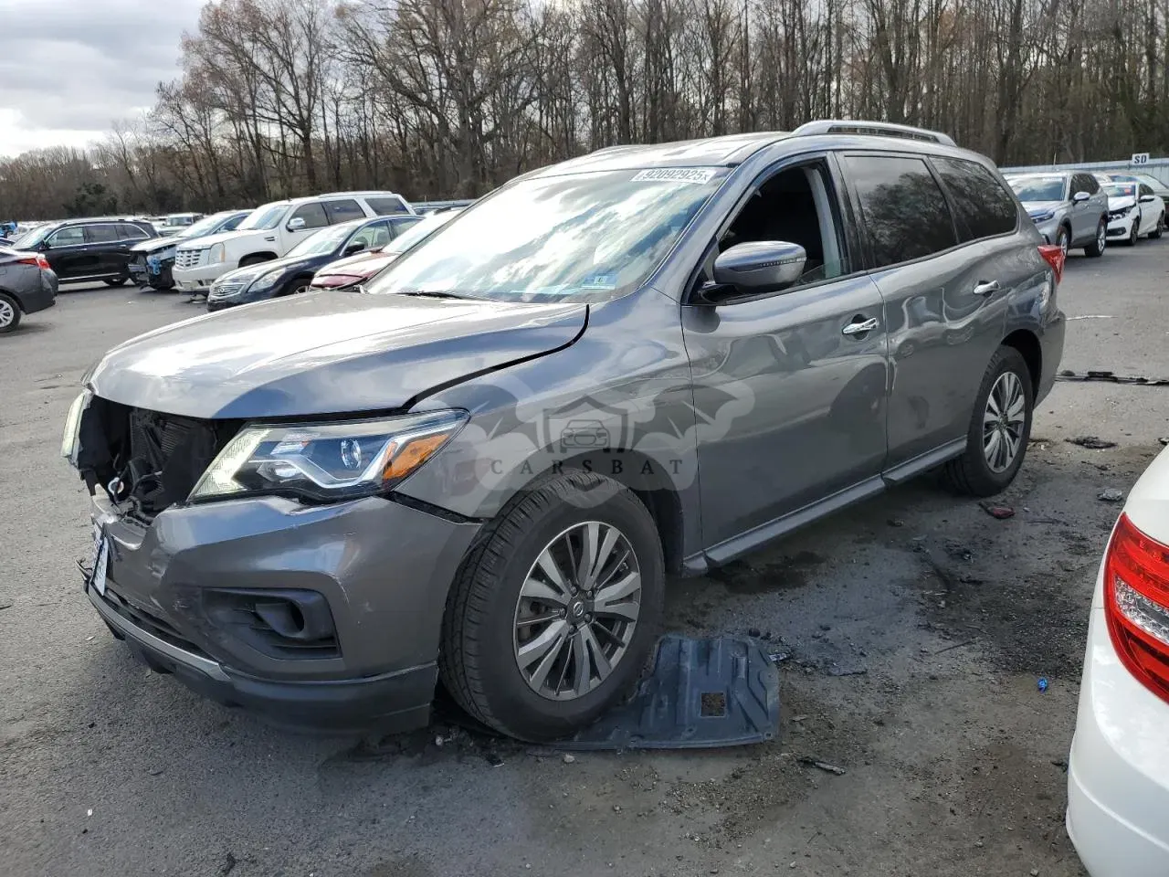 Nissan Pathfinder S 3.5L 6 2018