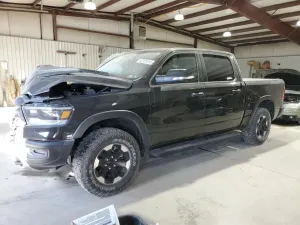 RAM 1500 REBEL 5.7L 8 2021