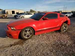 Ford Mustang 3.7L 6 2014