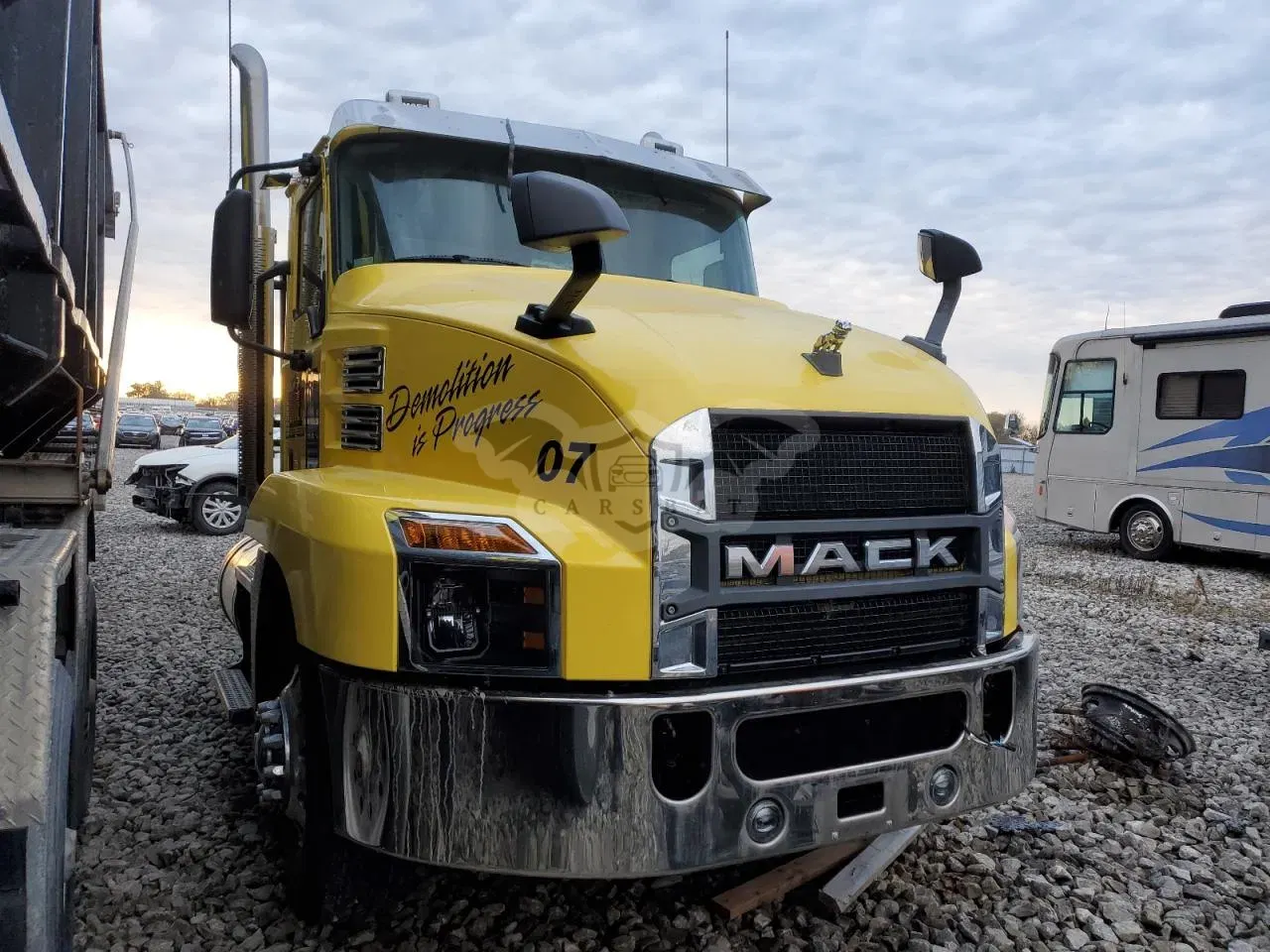 Mack Anthem 12.7L 6 2025