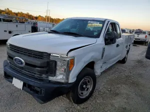 Ford F-350 SUPER DUTY 6.7L 8 2017