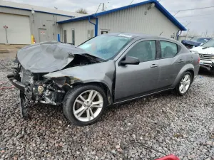 Dodge Avenger SE 3.6L 6 2012