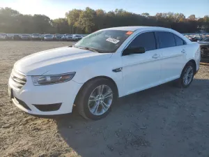Ford Taurus SE 3.5L 6 2015