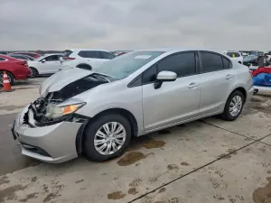 Honda Civic LX 1.8L 4 2015
