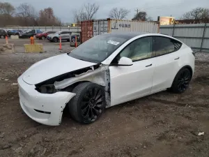 Tesla Model Y 2022