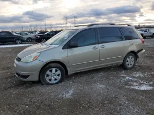 Toyota Sienna CE 3.3L 6 2005
