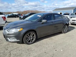 Ford Fusion SE 2.0L 4 2017