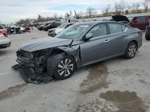 Nissan Altima S 2.5L 4 2023
