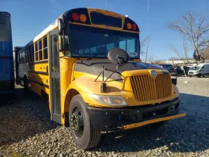 IC Corporation CE Series CE 7.6L 6 2014