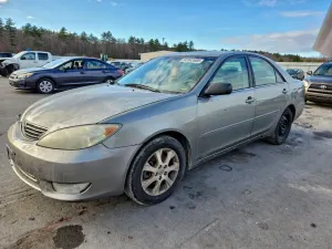 Toyota Camry LE 3.0L 6 2005