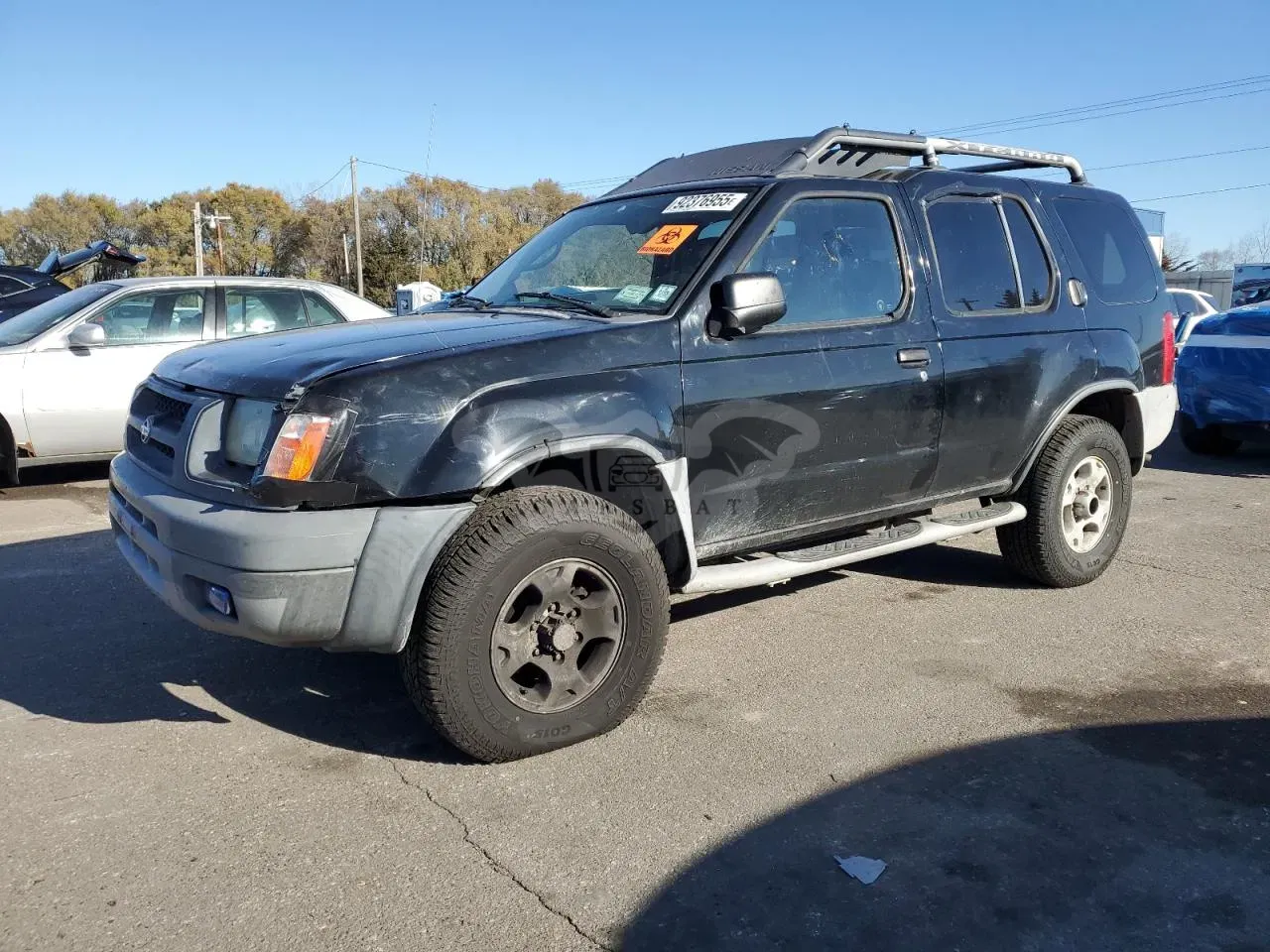 Nissan Xterra XE 3.3L 6 2000