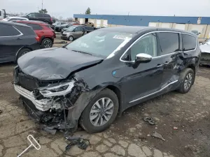 Chrysler Pacifica HYBRID LIMITED 3.6L 6 2023