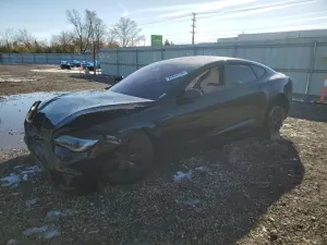 Tesla Model S 2025