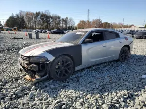Dodge Charger SXT 3.6L 6 2019