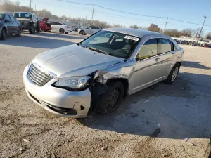 Chrysler 200 LX 2.4L 4 2012