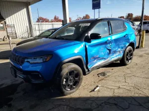 Jeep Compass TRAILHAWK 2.0L 4 2023