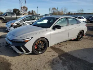 Hyundai Elantra 2.0L 4 2025